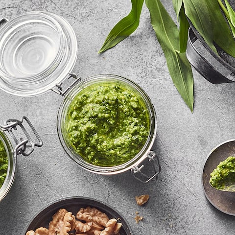 Bärlauch-Walnuss-Pesto