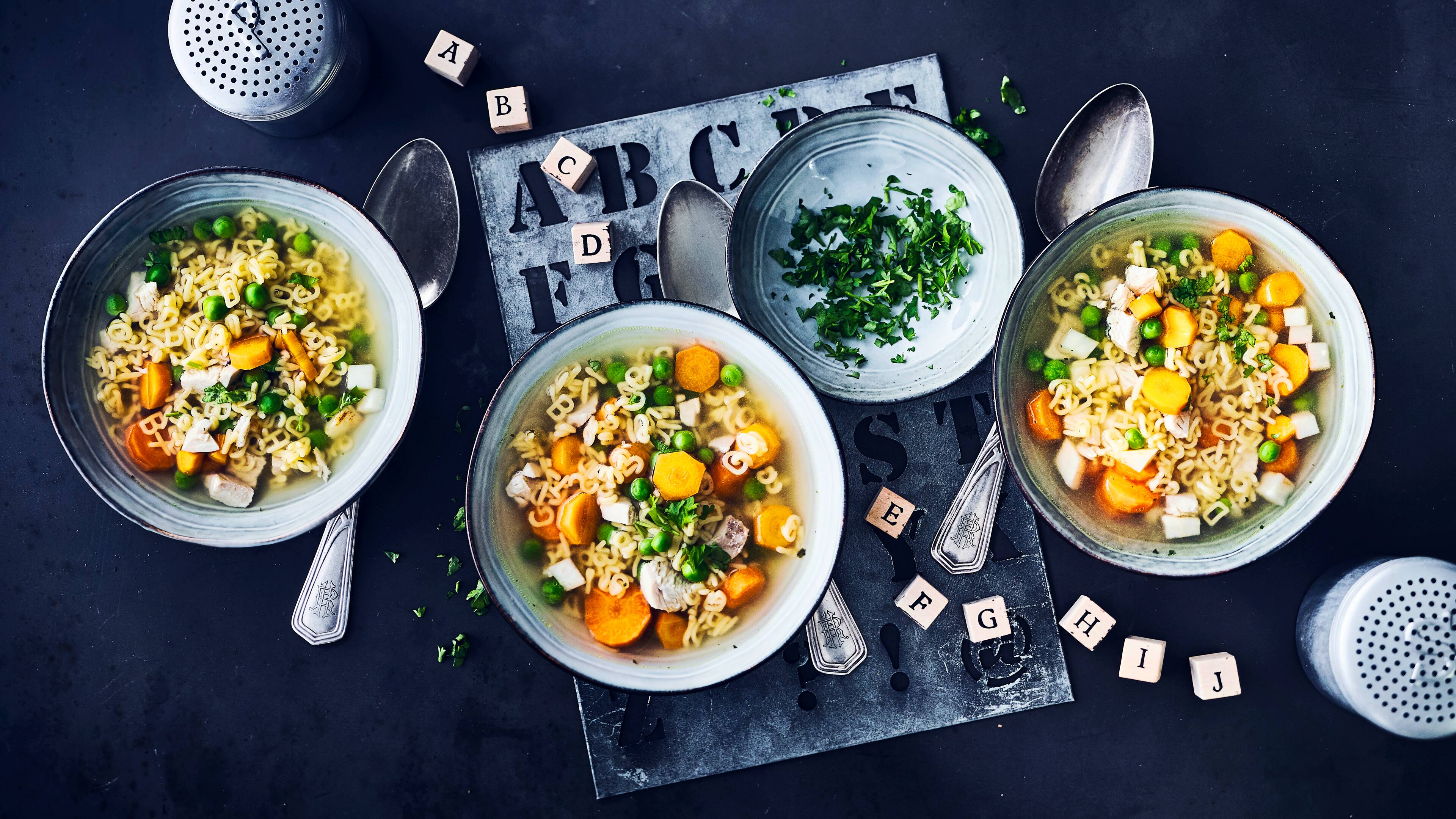 Buchstabensuppe - Rezept | EDEKA