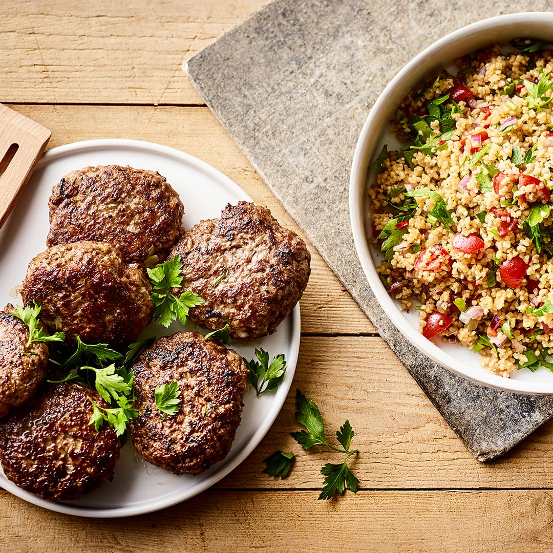 Bulgur mit Lammfrikadelle