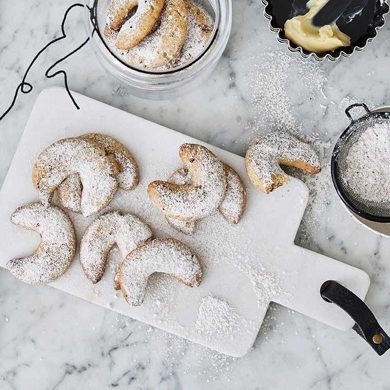 Chai-Kipferl mit Gewürzpuderzucker