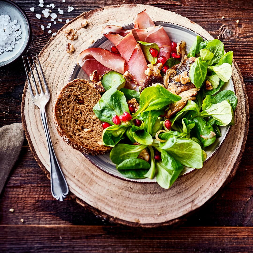 Feldsalat mit Schinken