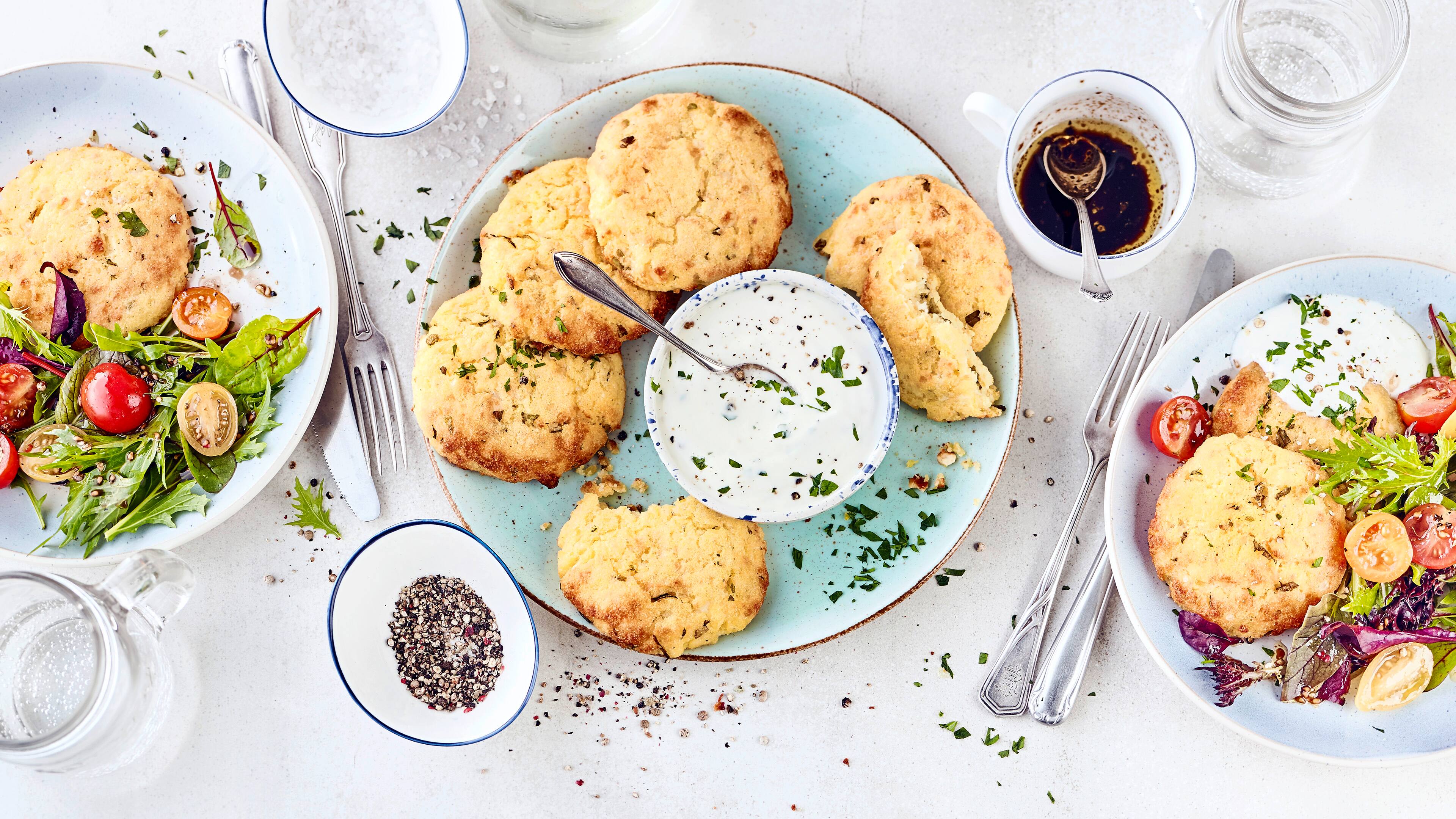 Kartoffel-Feta-Taler mit Dip - Rezept | EDEKA