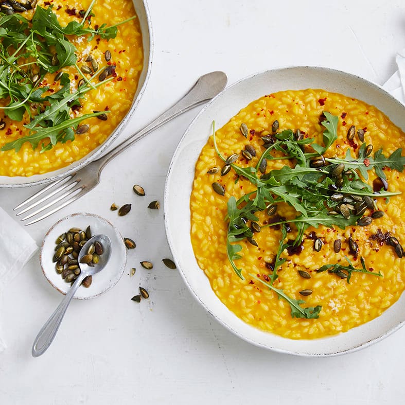 Kürbis-Risotto mit Rauke und Kürbiskernen