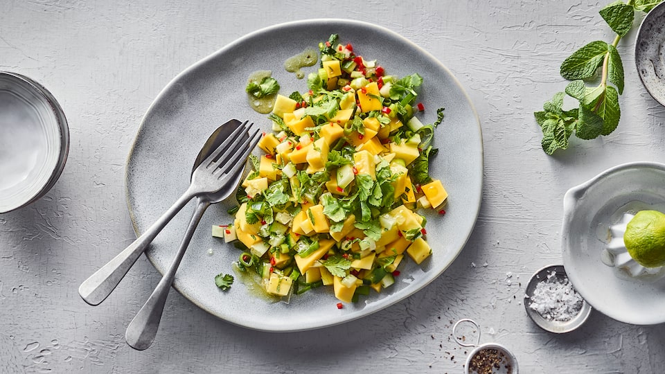 Mango-Gurkensalat