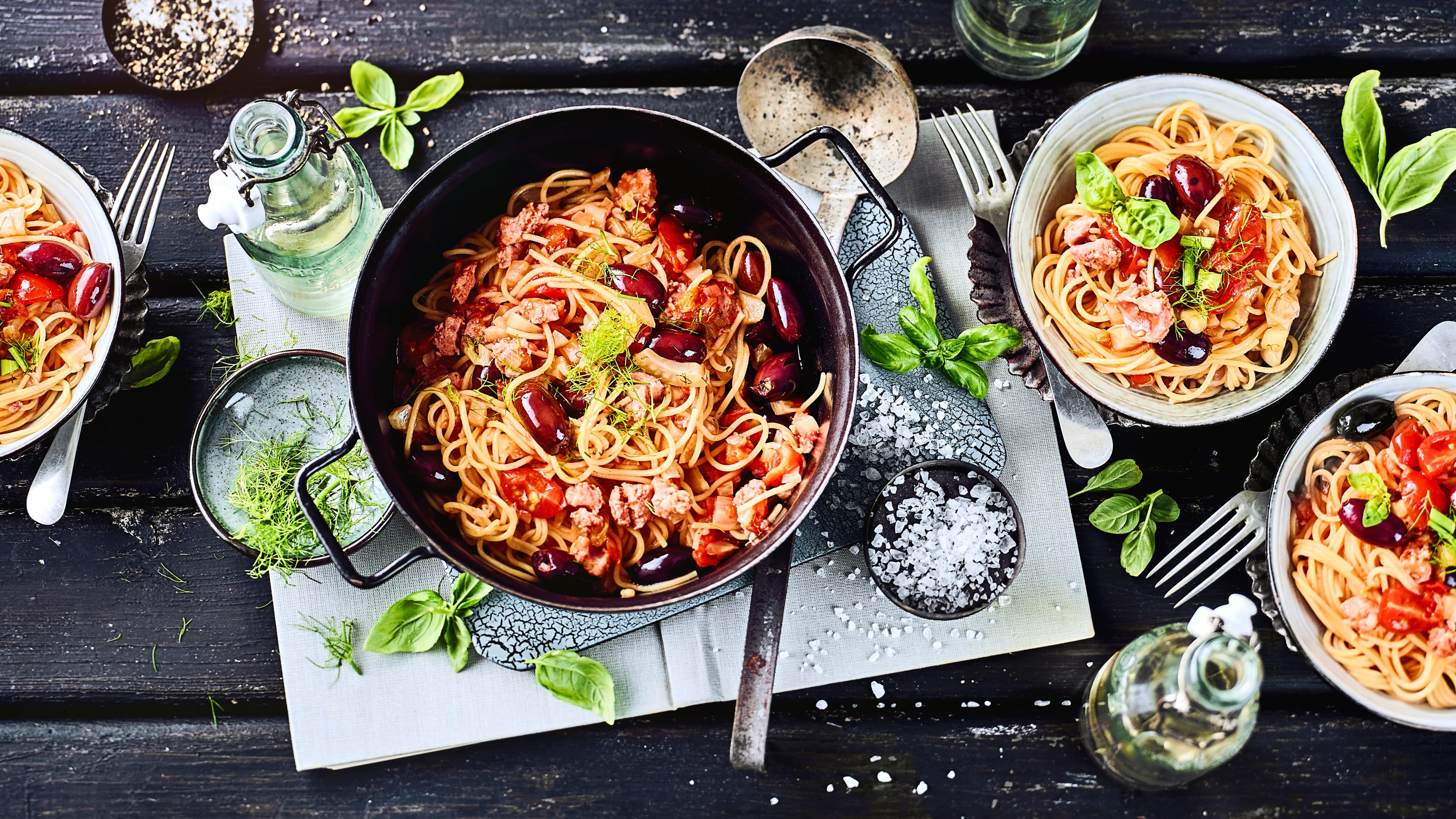 One Pot Spaghetti mit Fenchel und Salsiccia 