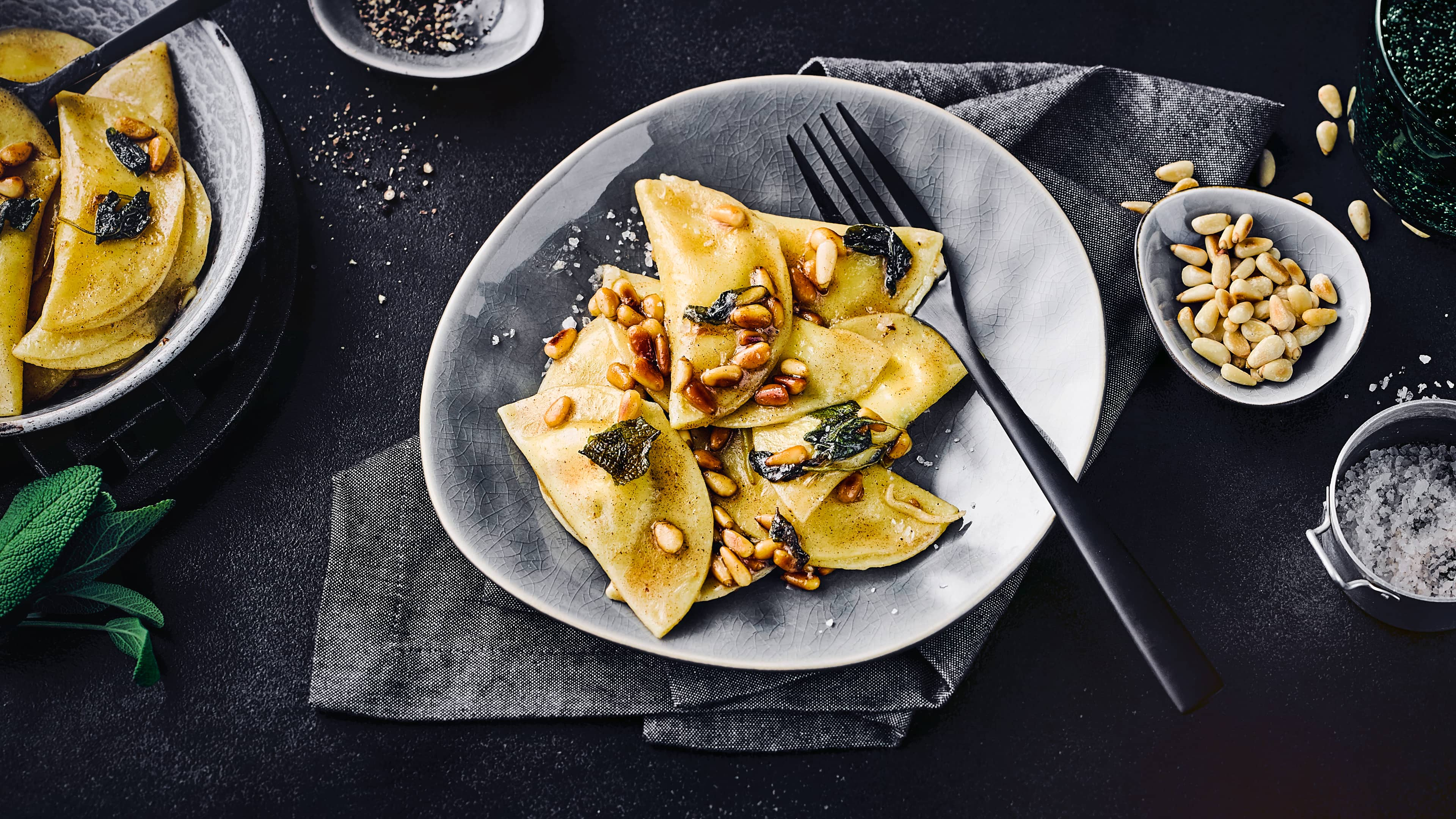 Ravioli in Salbeibutter