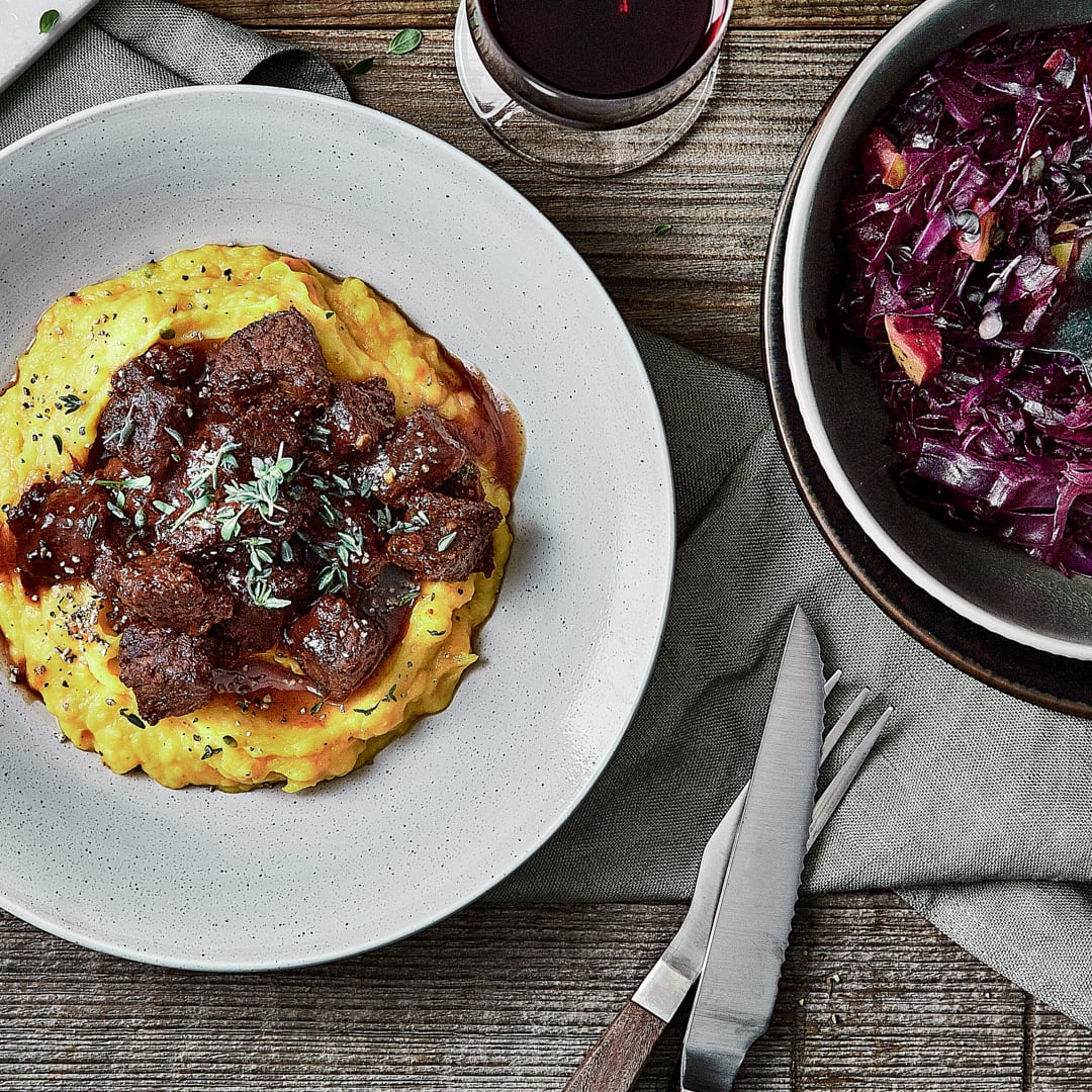 Rindergulasch mit Rotkohl