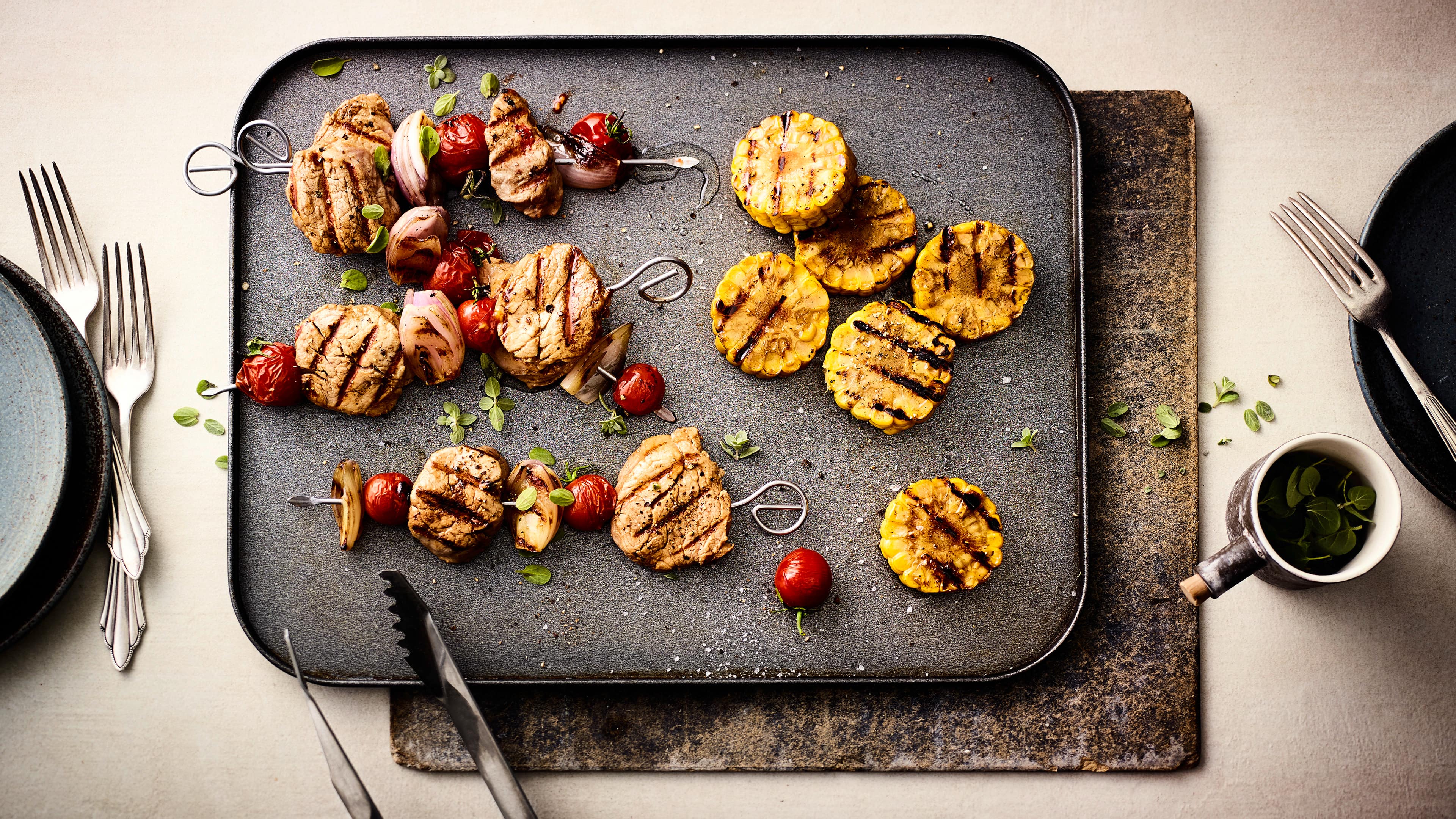 Schweinefilet-Grillspieße mit Gemüse