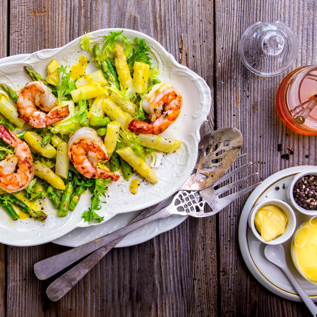 Spargelsalat mit Garnelen