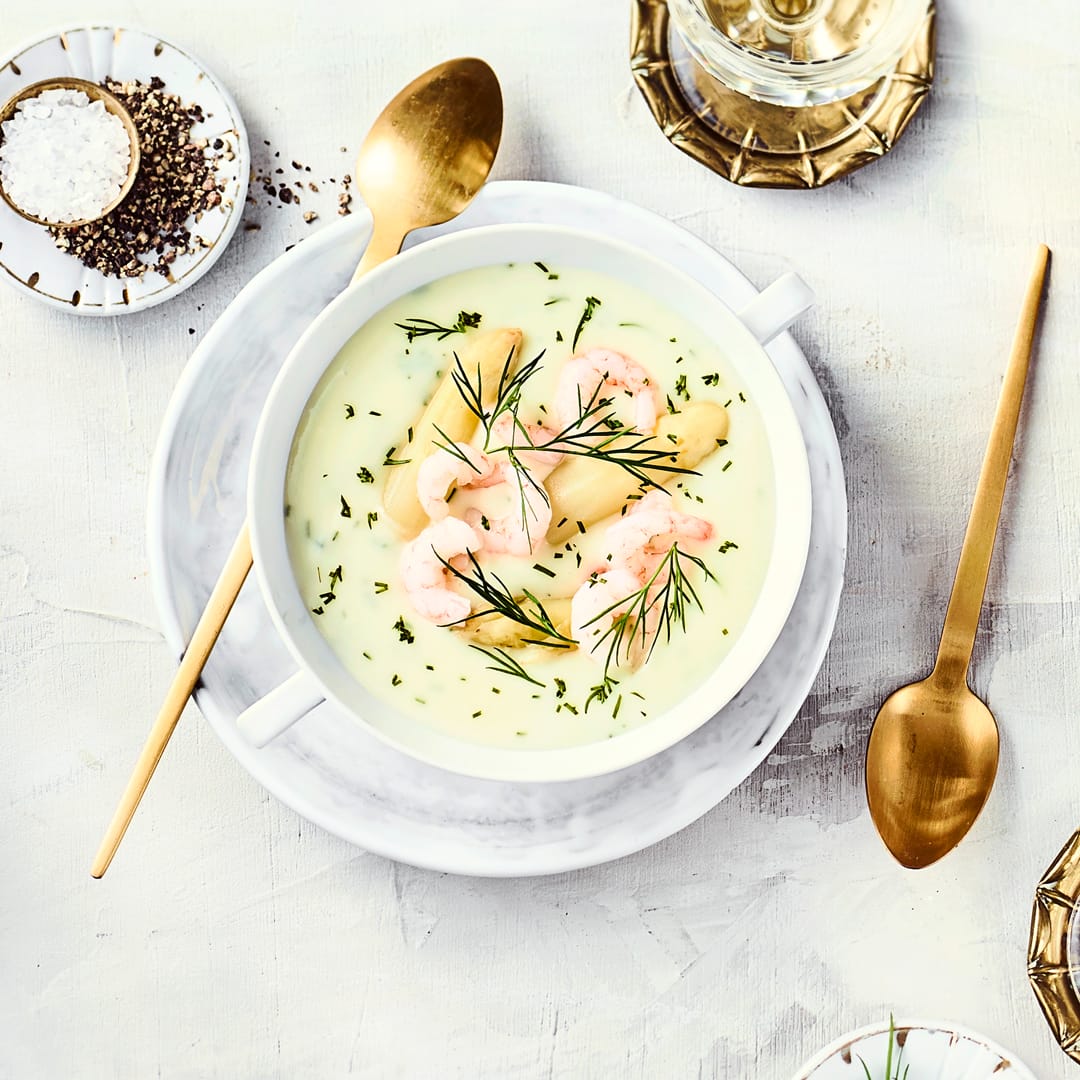 Spargelsuppe mit Garnelen