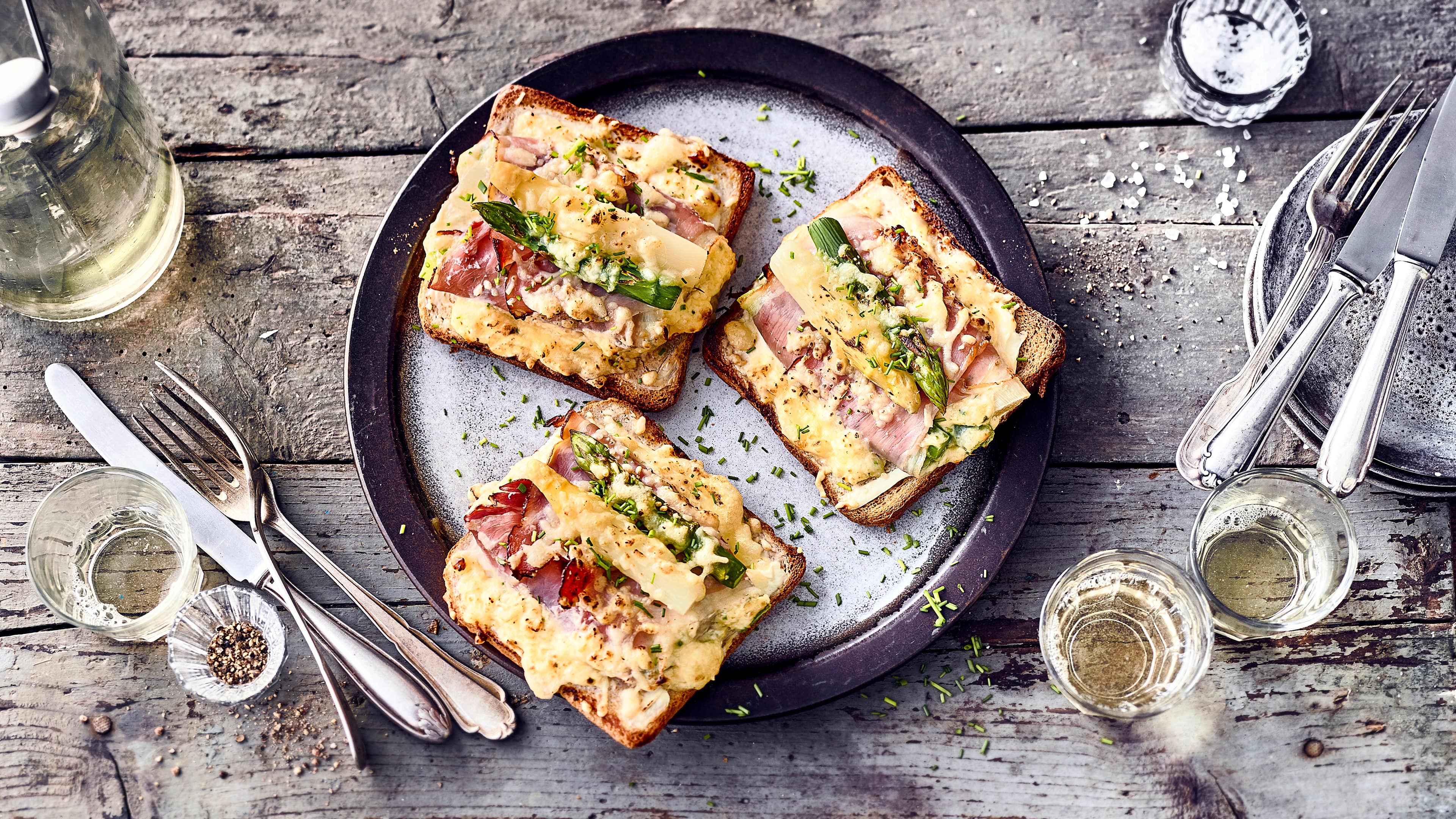 Spargeltoast mit Schinken - Rezept | EDEKA