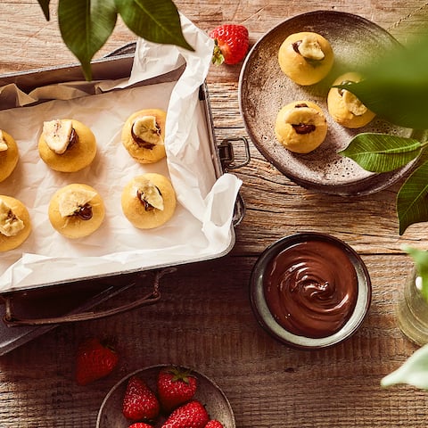 Süßkartoffelbällchen mit Bananenchips und nutella