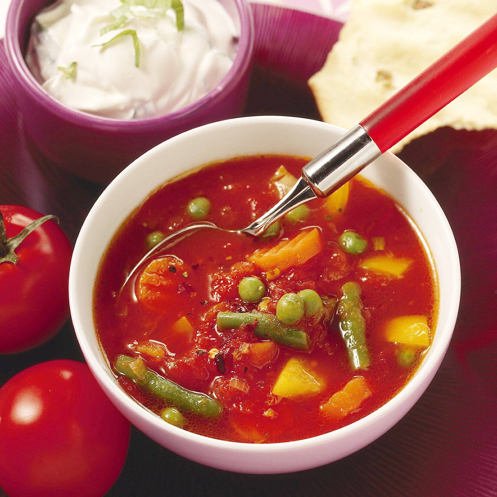 Tomaten-Gemüse-Suppe - Rezept | EDEKA