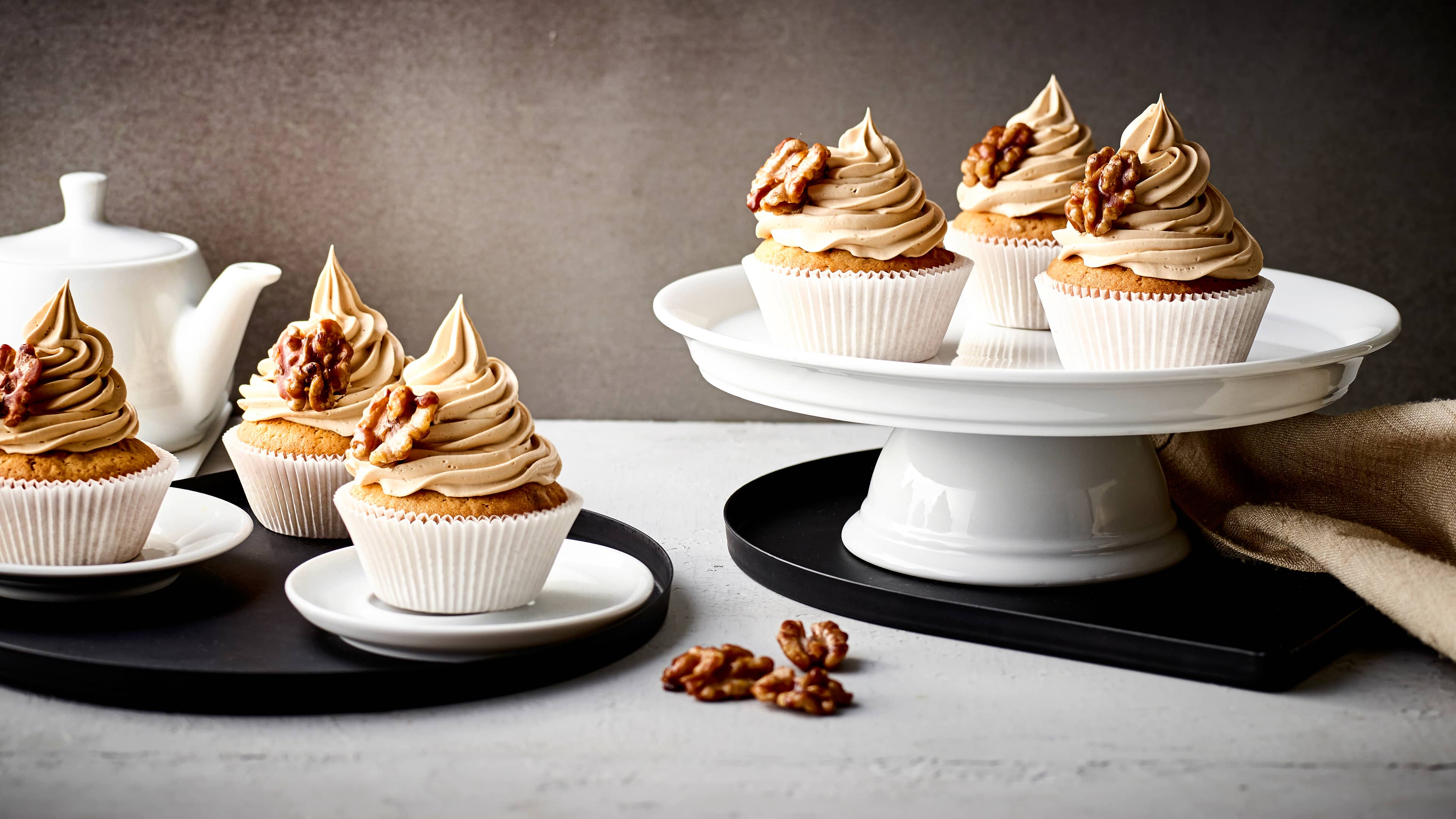 Walnuss-Karamell-Cupcakes - Rezept | EDEKA