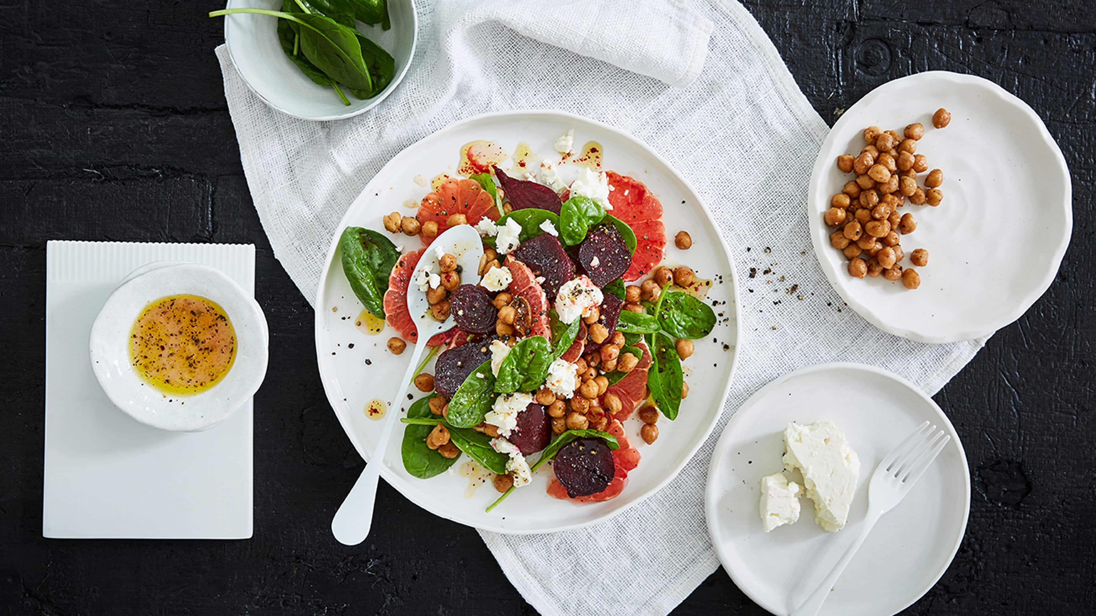 Rote-Bete-Grapefruit-Salat mit Kichererbsen - Rezept | EDEKA