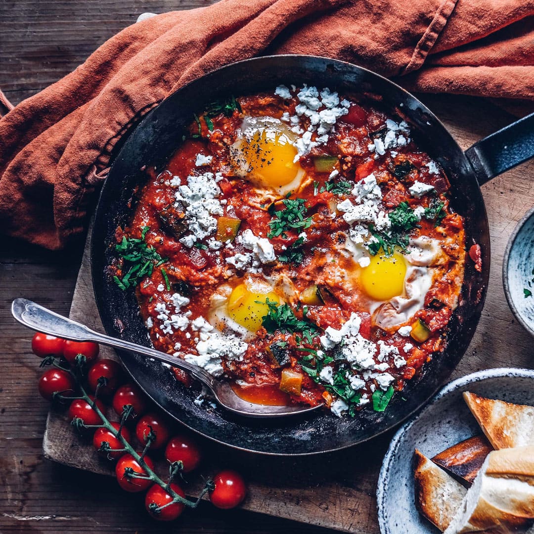 Einfaches Shakshuka mit Gemüse