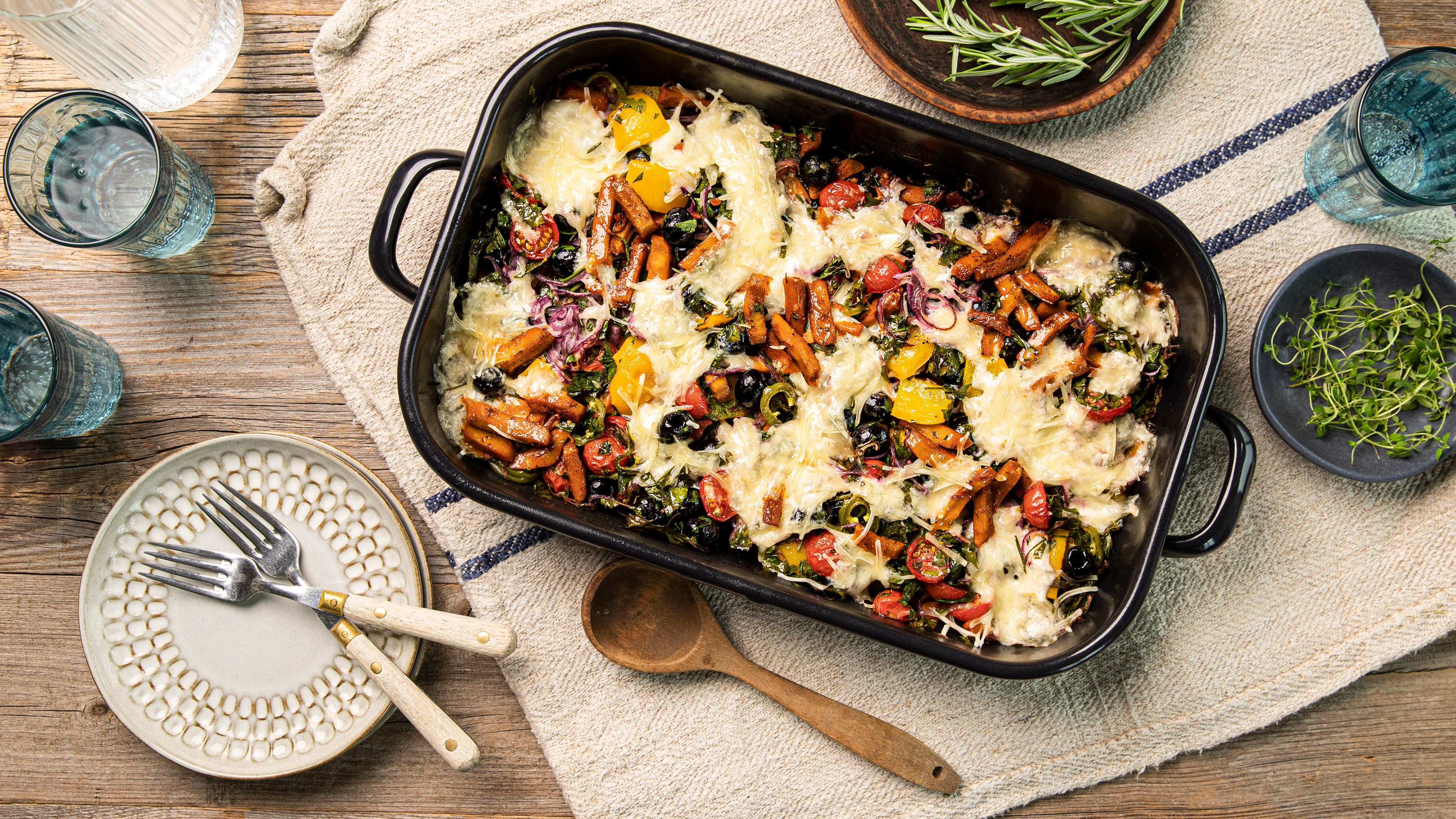 Veganer Gyrosauflauf mit Paprika